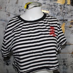 “DaNgEr GiRlSsSS” Black and white crop top